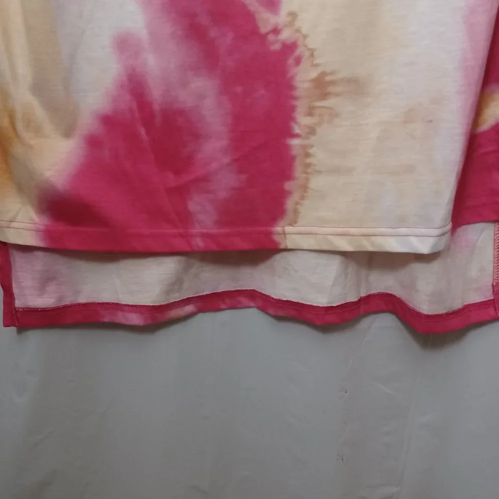 BELINDA  (TYE/DYE  V NECK ) TOP - Picture 5 of 10